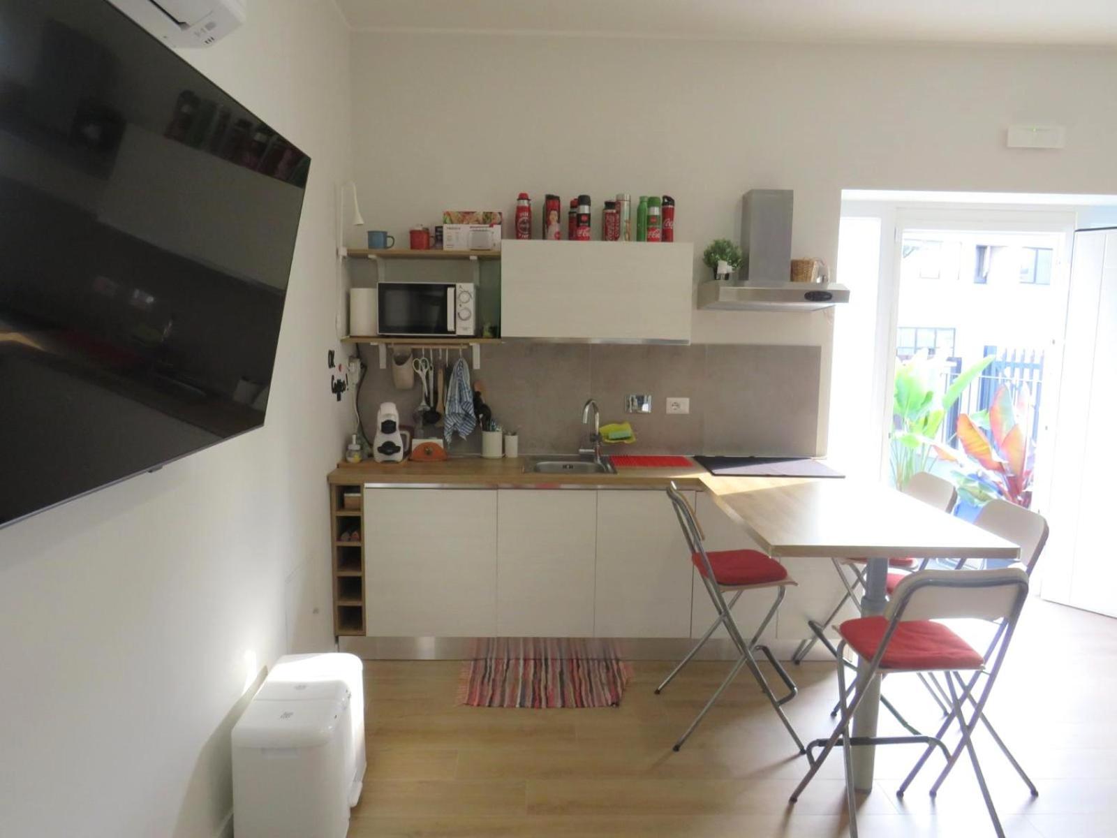 Rebibbia Guest Art Metro B Apartment โรม ภายนอก รูปภาพ